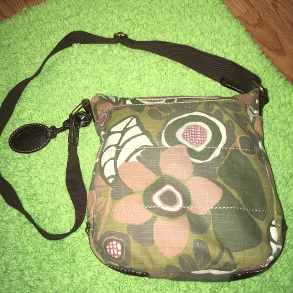 Clearance 🛍 Brown fossil cloth crossbody. - Picture 2 of 8